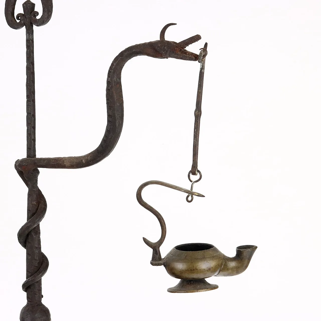 Pair of bronze oil lanterns with snake-shaped stand 3