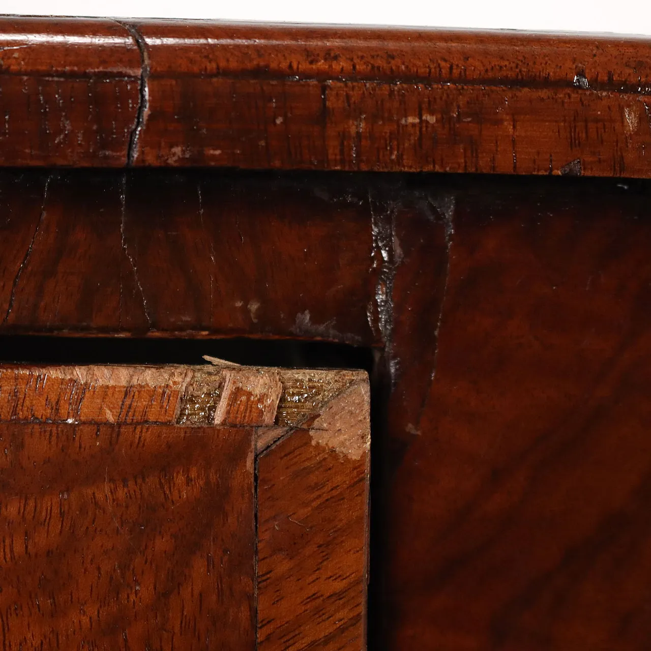 Chippendale walnut and fir writing desk, 18th century 6