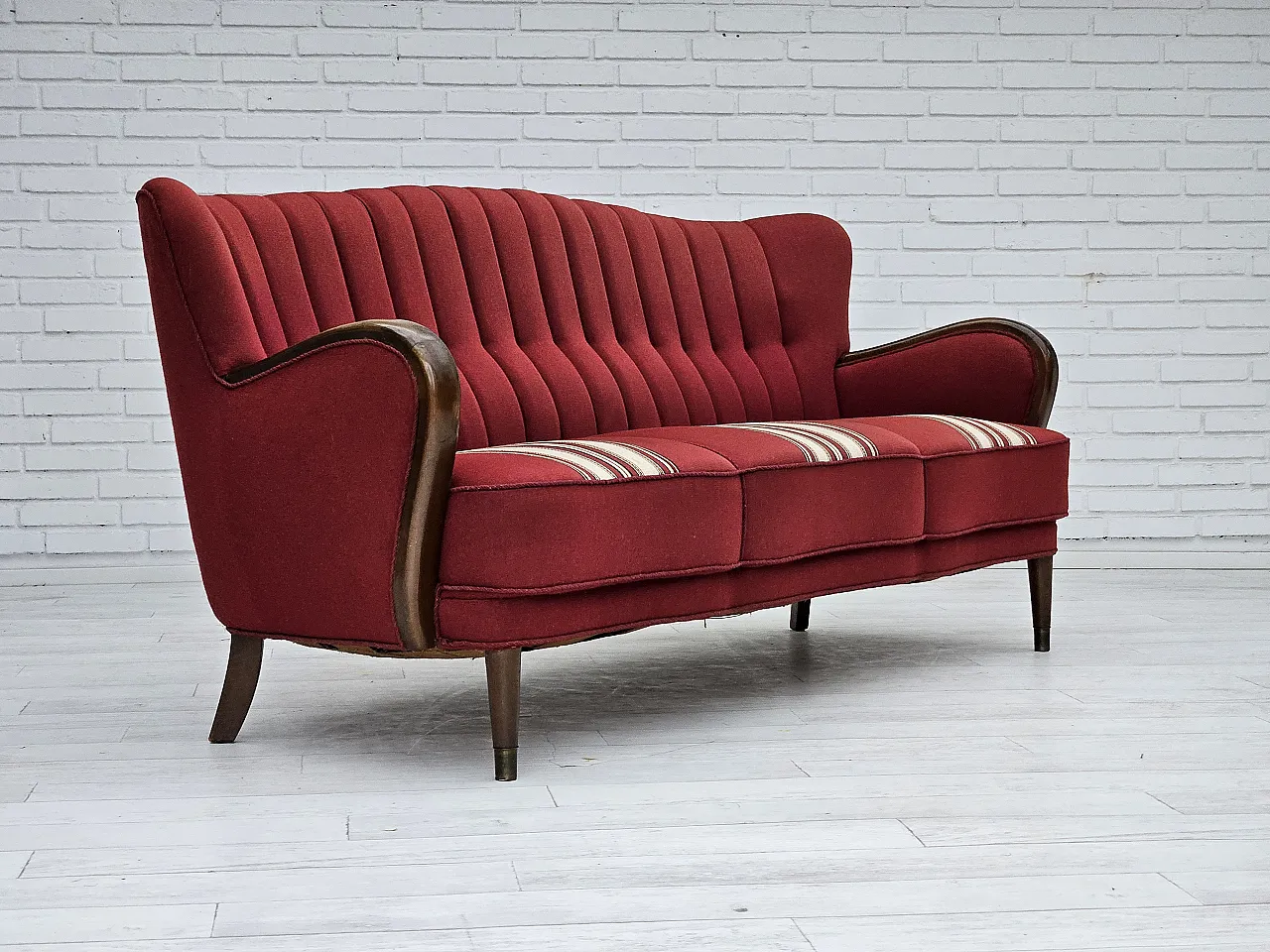 Danish 3-seater sofa by Alfred Christensen red wool, 1960s 3