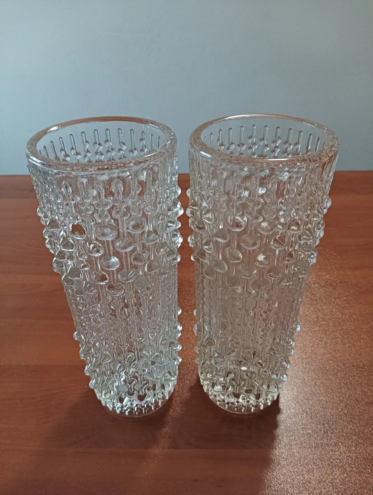 Pair of "Candle Wax" transparent glass vases, 70s 1