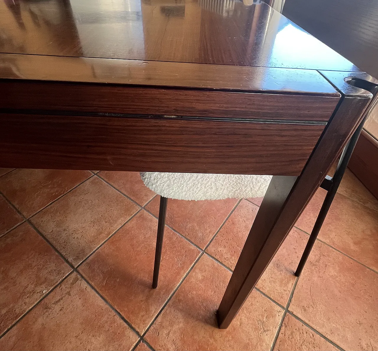 Table by Angelo Mangiarotti, 70s 7