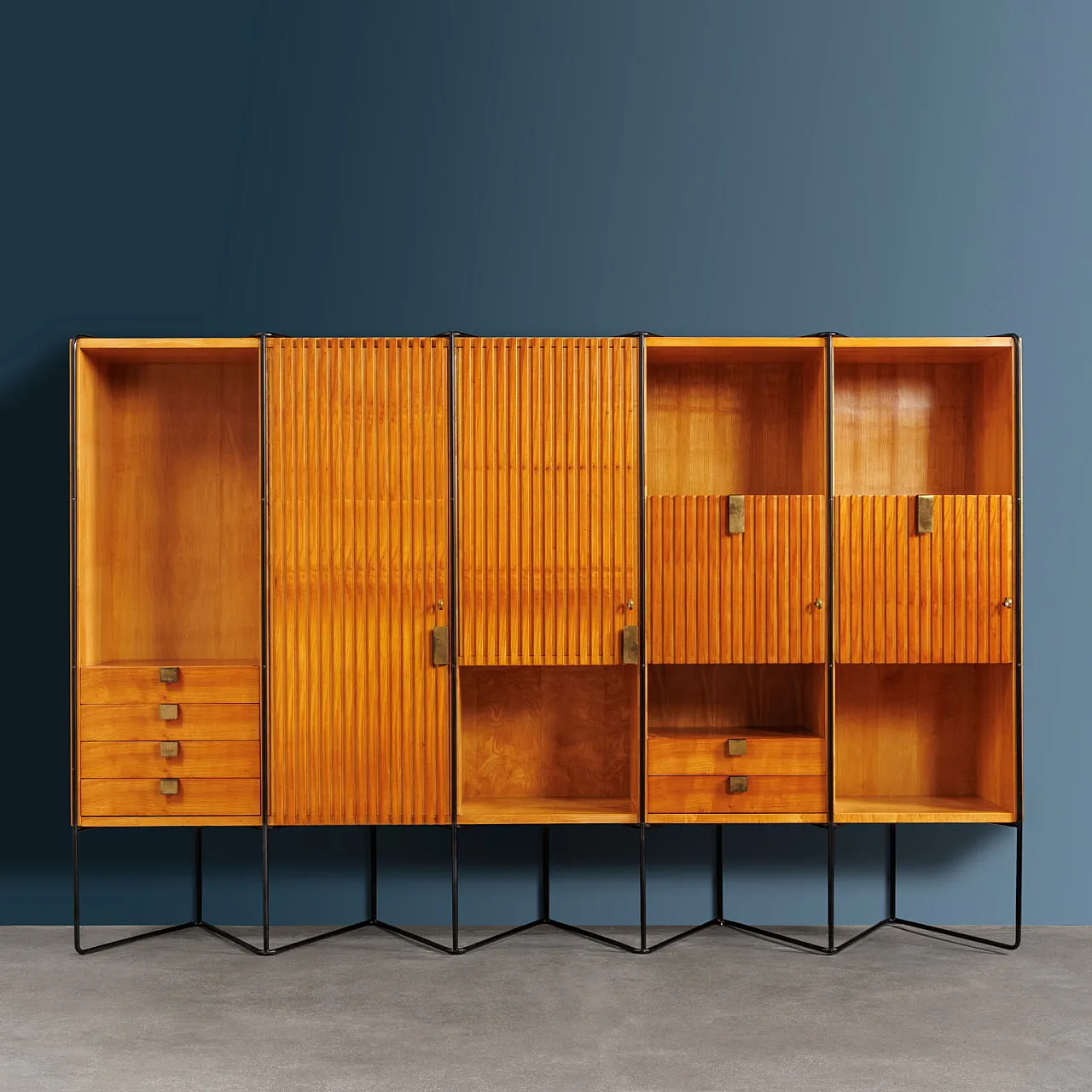 Cabinet by Taichiro Nakai for La Permanente Mobili Cantù, 1950s 1