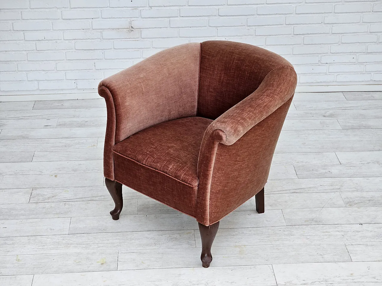 Danish lounge chair salmon pink velour, 1960s 15