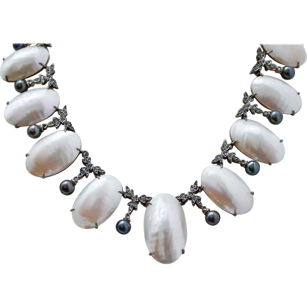 Mabé pearl necklace, diamonds, grey pearls, gold and silver, 1950s 8