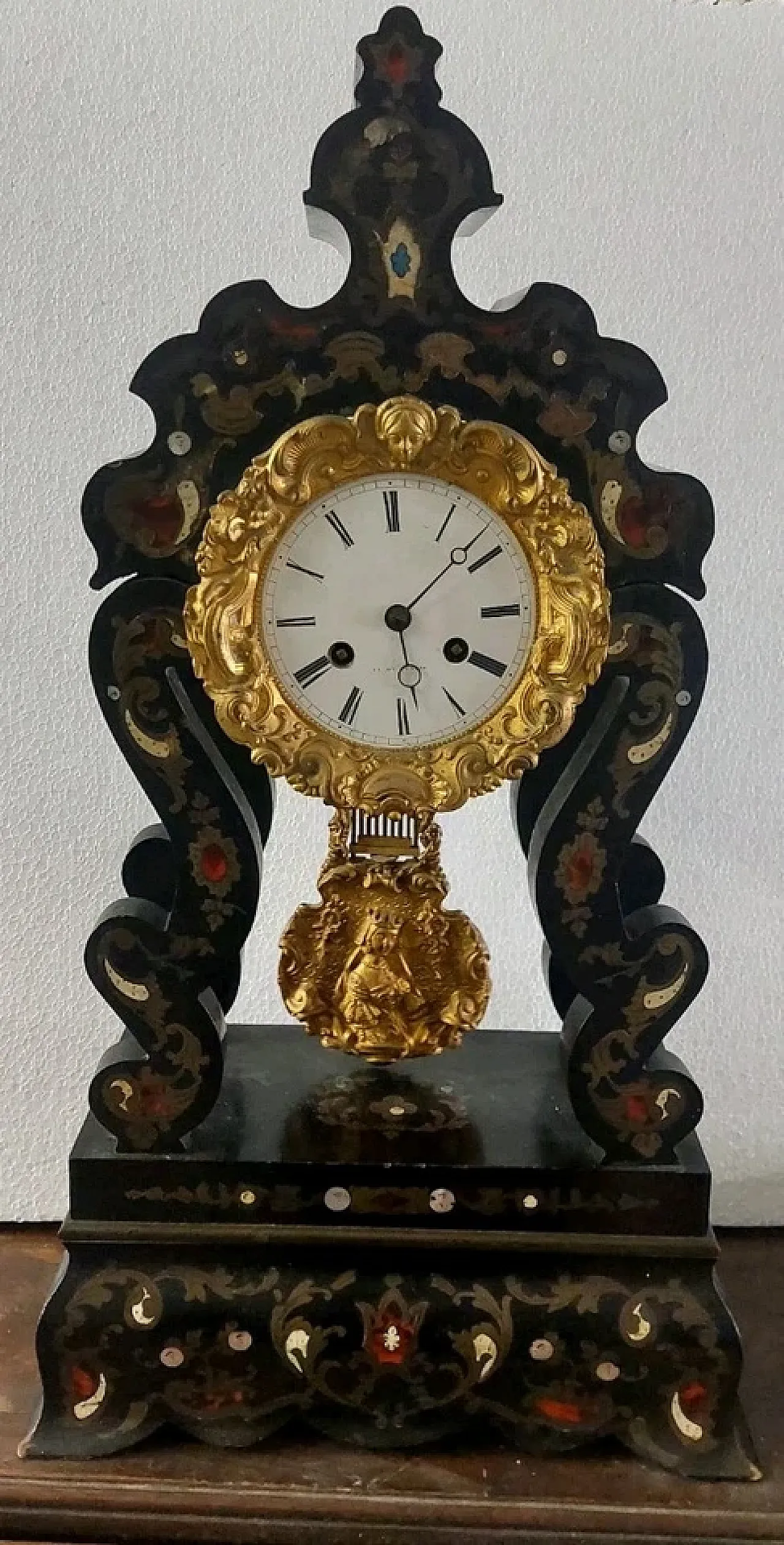 Napoleon III temple clock in wood, brass and bronze, 19th century 3