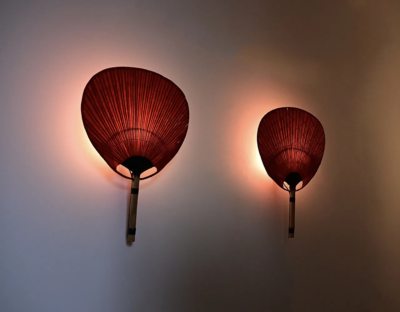 Coppia di lampade a parete "Uchiwa" di Ingo Maurer per M Design, anni '70 2