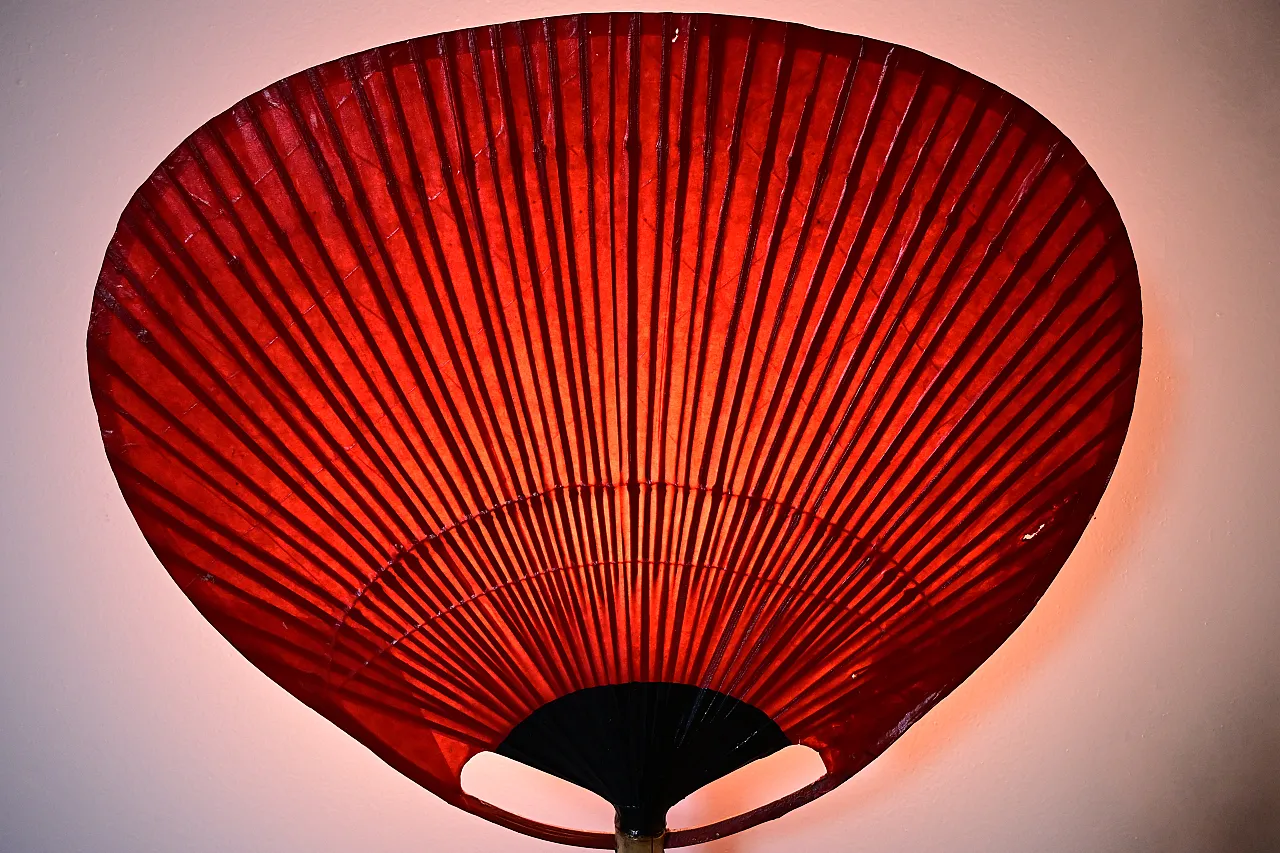 Coppia di lampade a parete "Uchiwa" di Ingo Maurer per M Design, anni '70 7