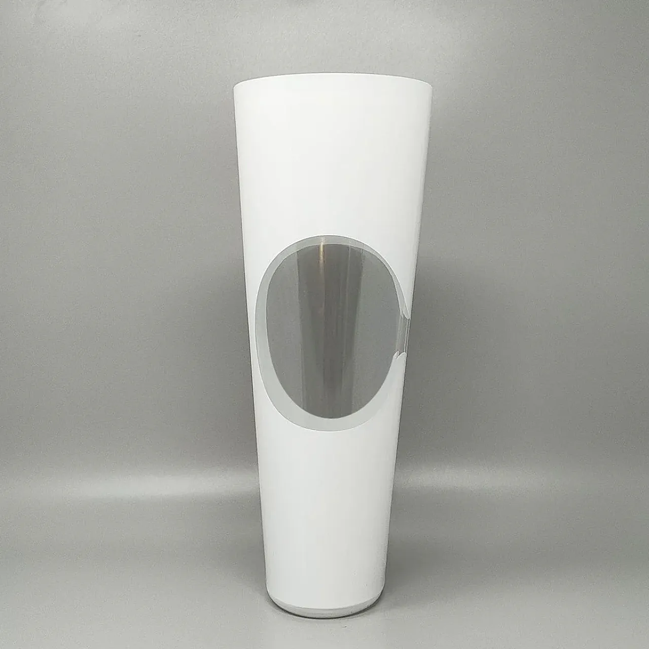 Vaso bianco Space Age di Linea Glass, anni '70 5