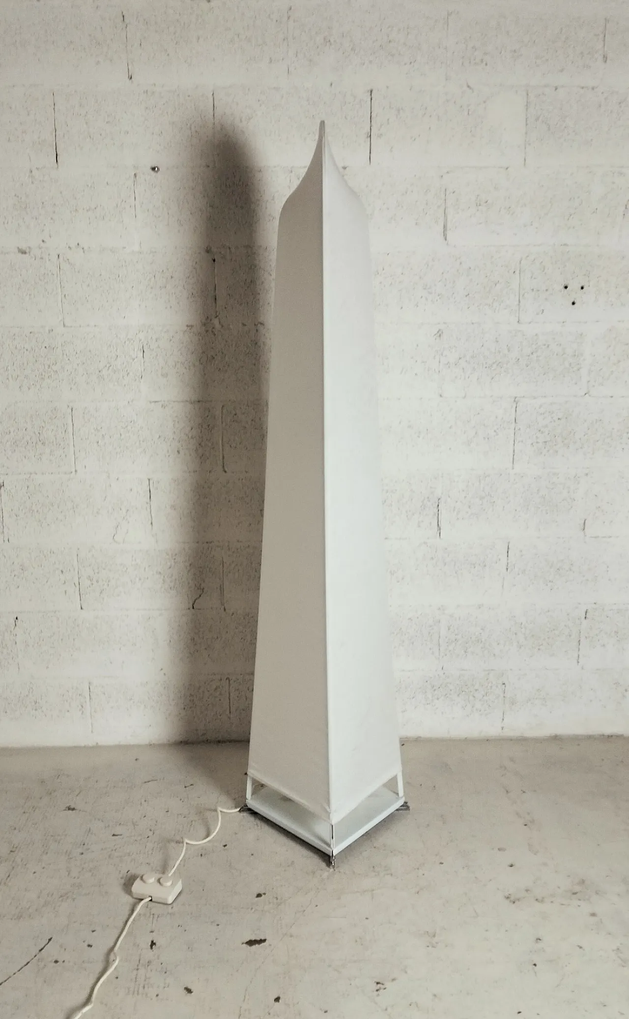 Floor Lamp Kazuki by Kazuhide Takahama for Sirrah, 1980s 5