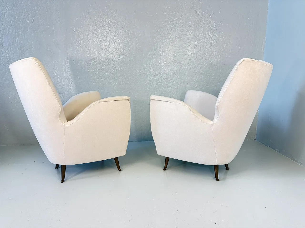 Swan Bedroom Armchairs from ISA Bergamo, 1950s, Set of 2 4