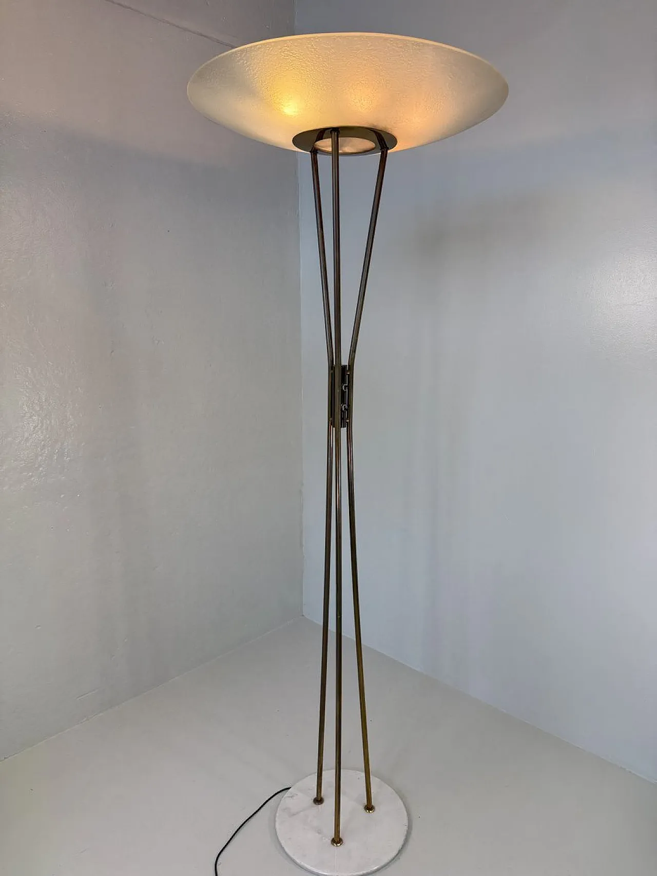 Model 4013 Floor Lamp by Gaetano Sciolari for Stilnovo, 1950s 4