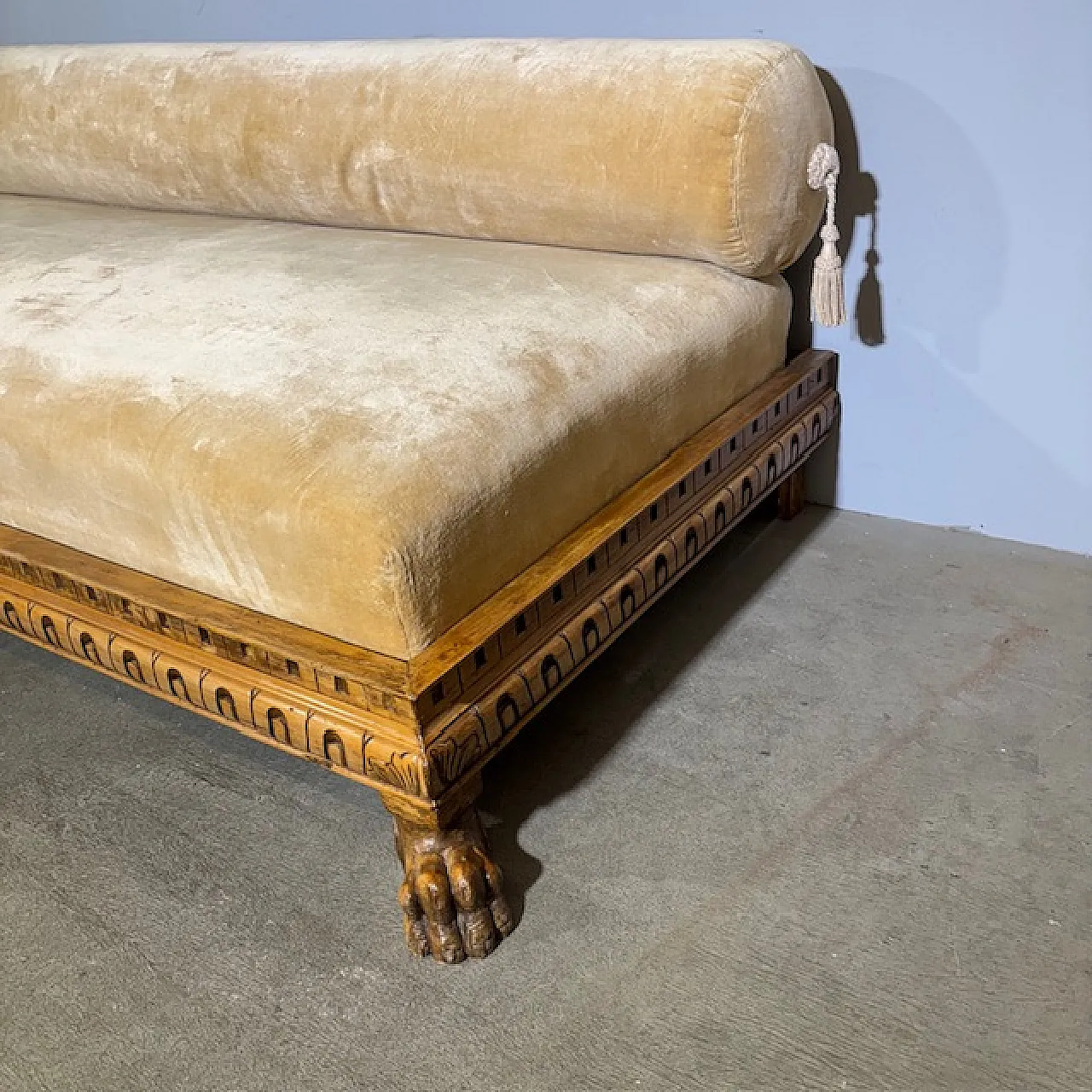 Antico divano chaise longue in noce neorinascimentale fine 800 2