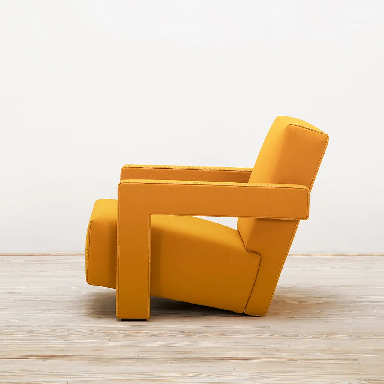 Cassina 637 Utrecht in yellow wool, 2000 5