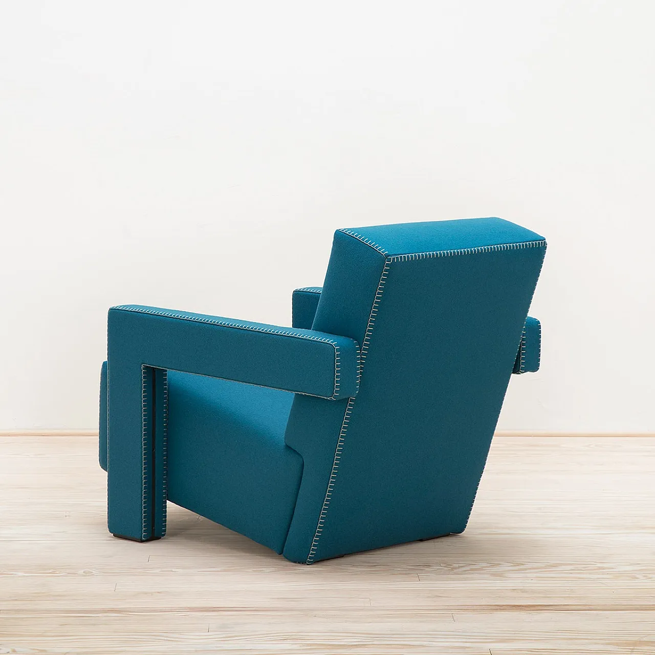 637 Utrecht by Cassina turquoise wool, 2000 7