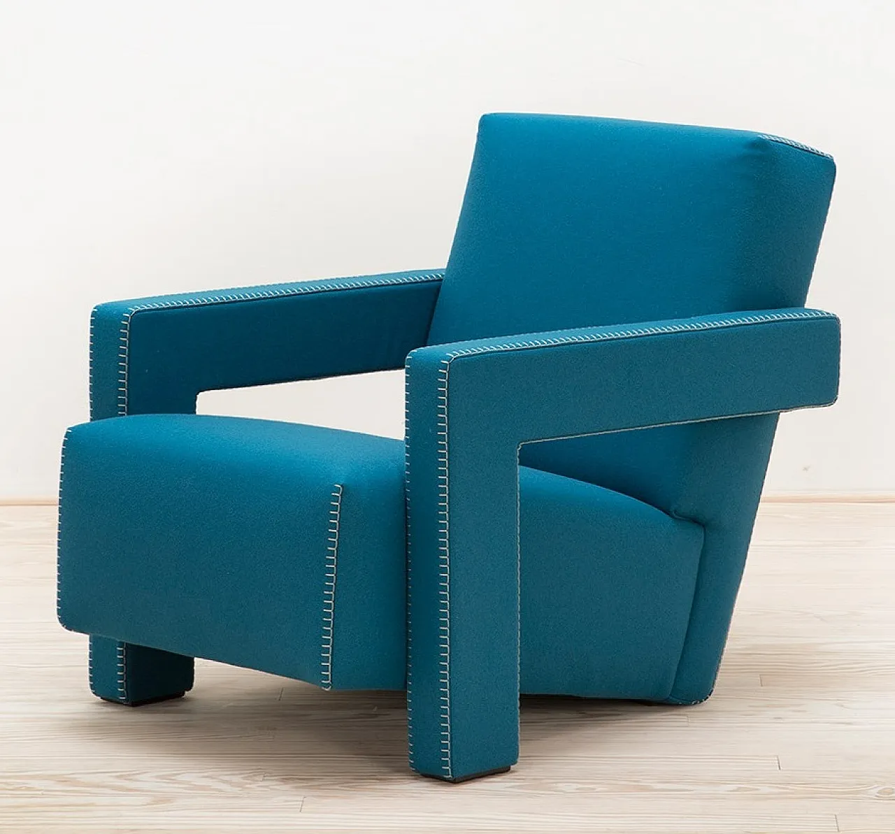 637 Utrecht by Cassina turquoise wool, 2000 12