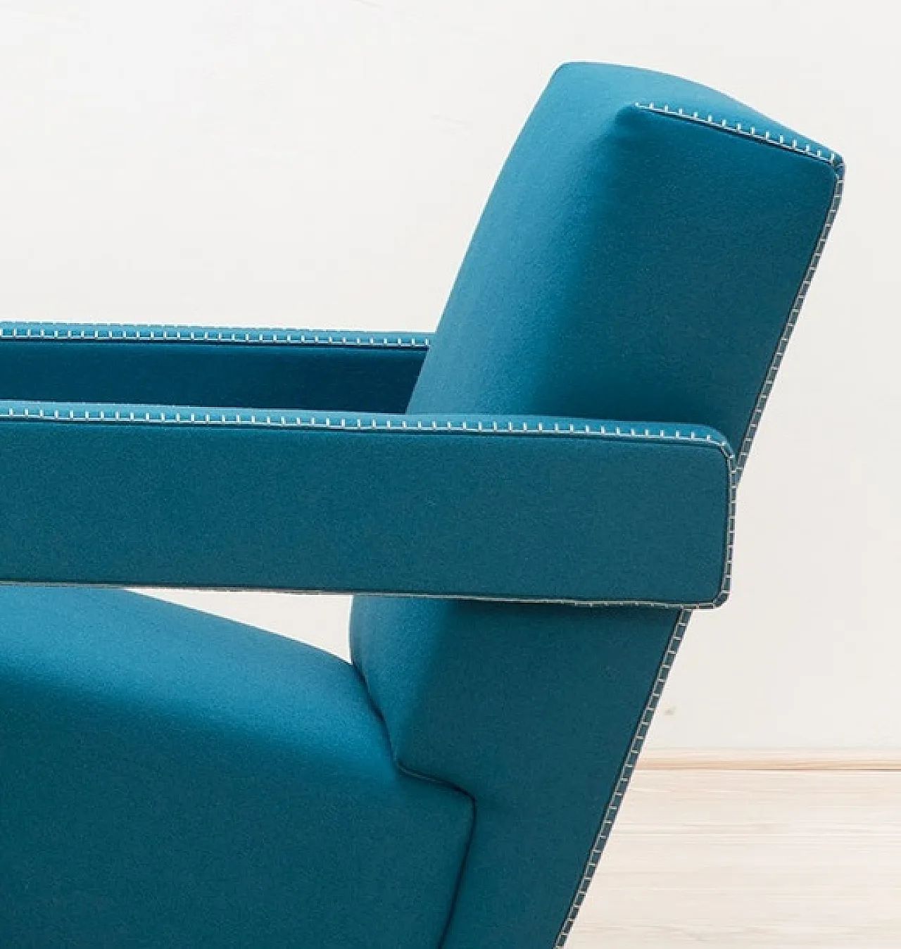 637 Utrecht by Cassina turquoise wool, 2000 17