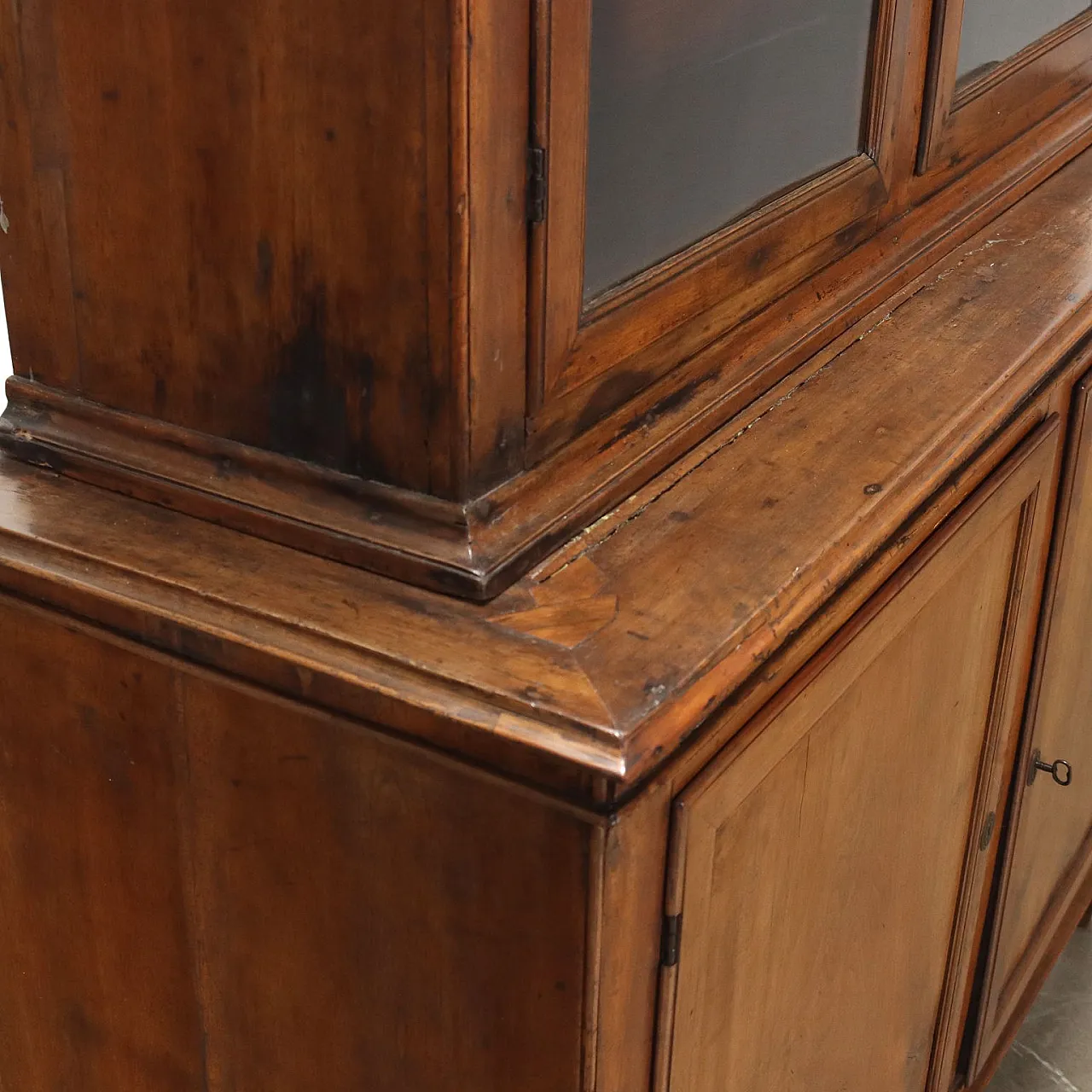 Neoclassical walnut sideboard, 19th century 4