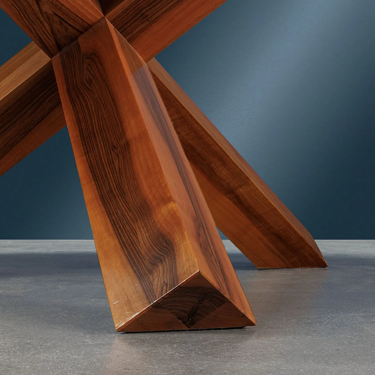 Walnut table La Rotonda by Mario Bellini for Cassina, 1980s 6