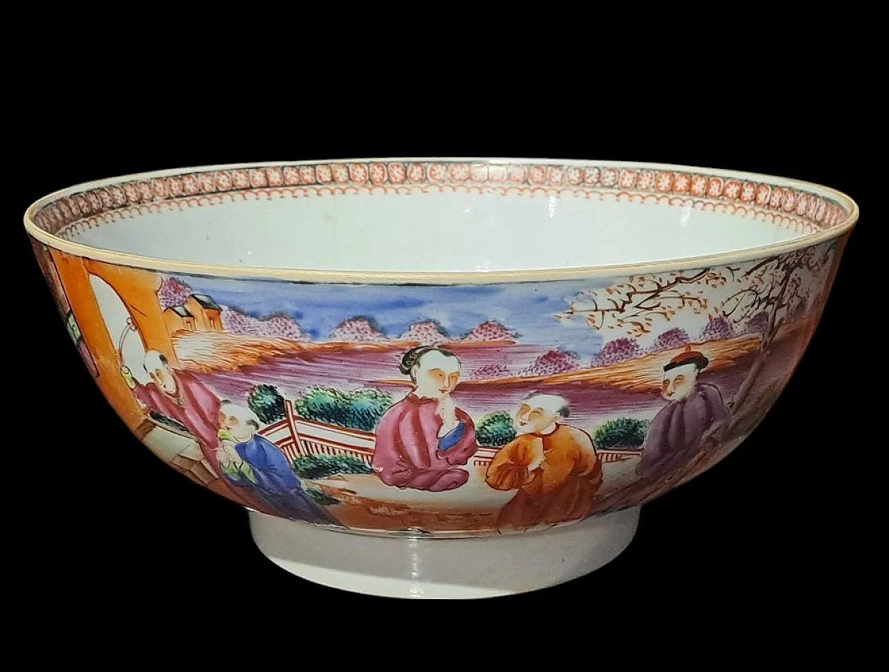 Qianlong Cinese hand painted bowl in porcelain, 18th century 1