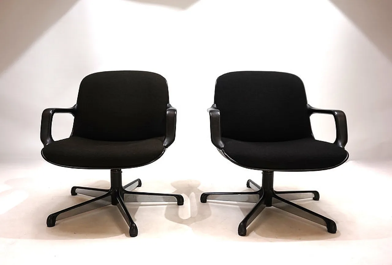 Pair of Comforto chairs by Charles Pollock, 1960s 8