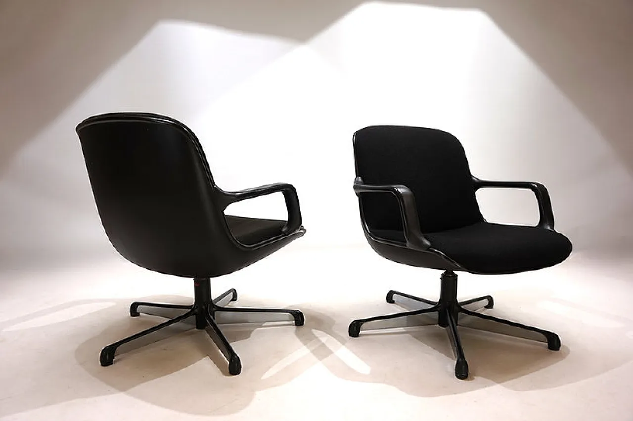 Pair of Comforto chairs by Charles Pollock, 1960s 9