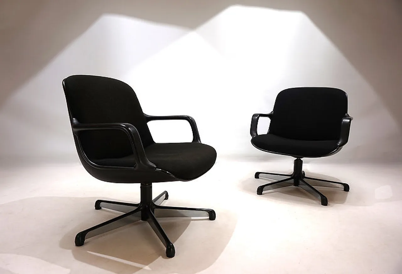 Pair of Comforto chairs by Charles Pollock, 1960s 10