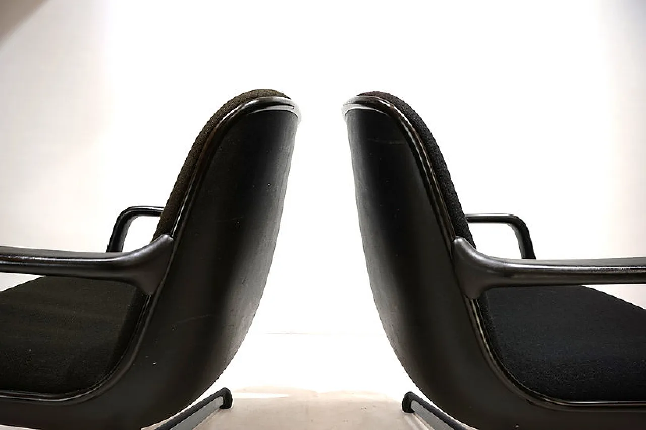 Pair of Comforto chairs by Charles Pollock, 1960s 12