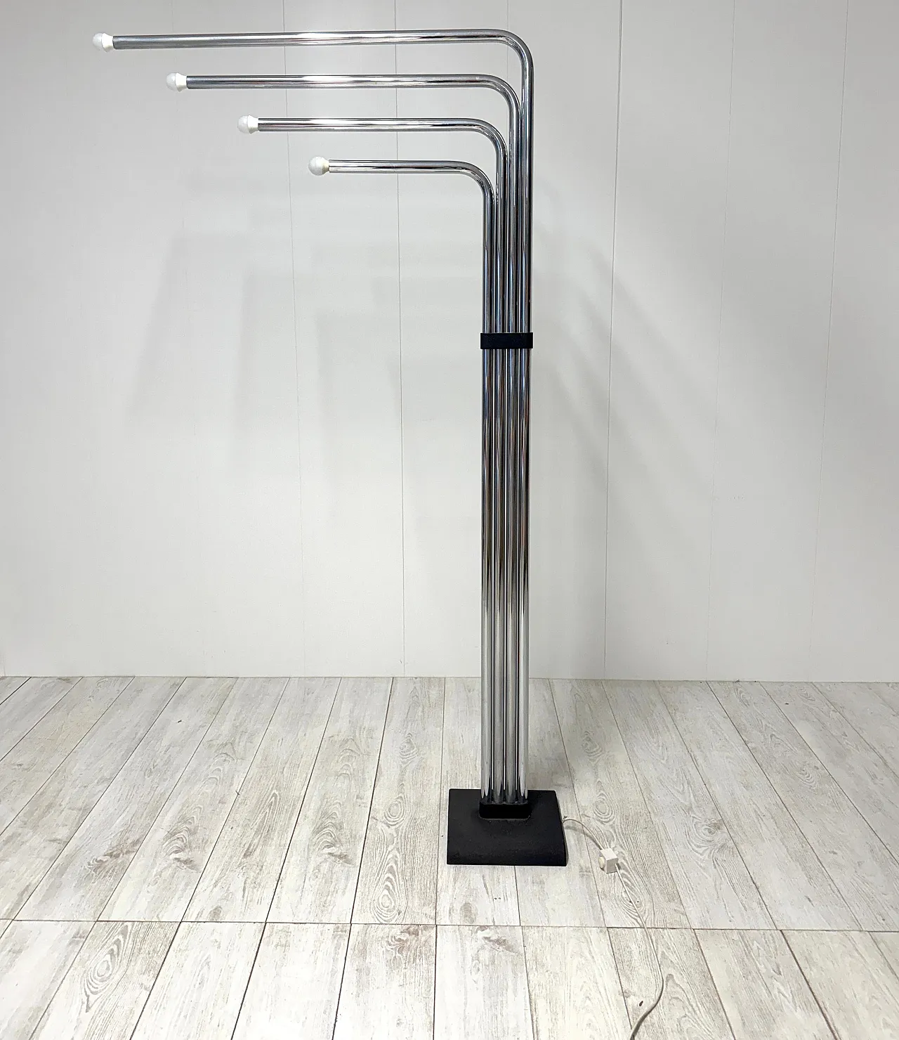 Floor lamp with swivelling arms by Reggiani, 1970s 2