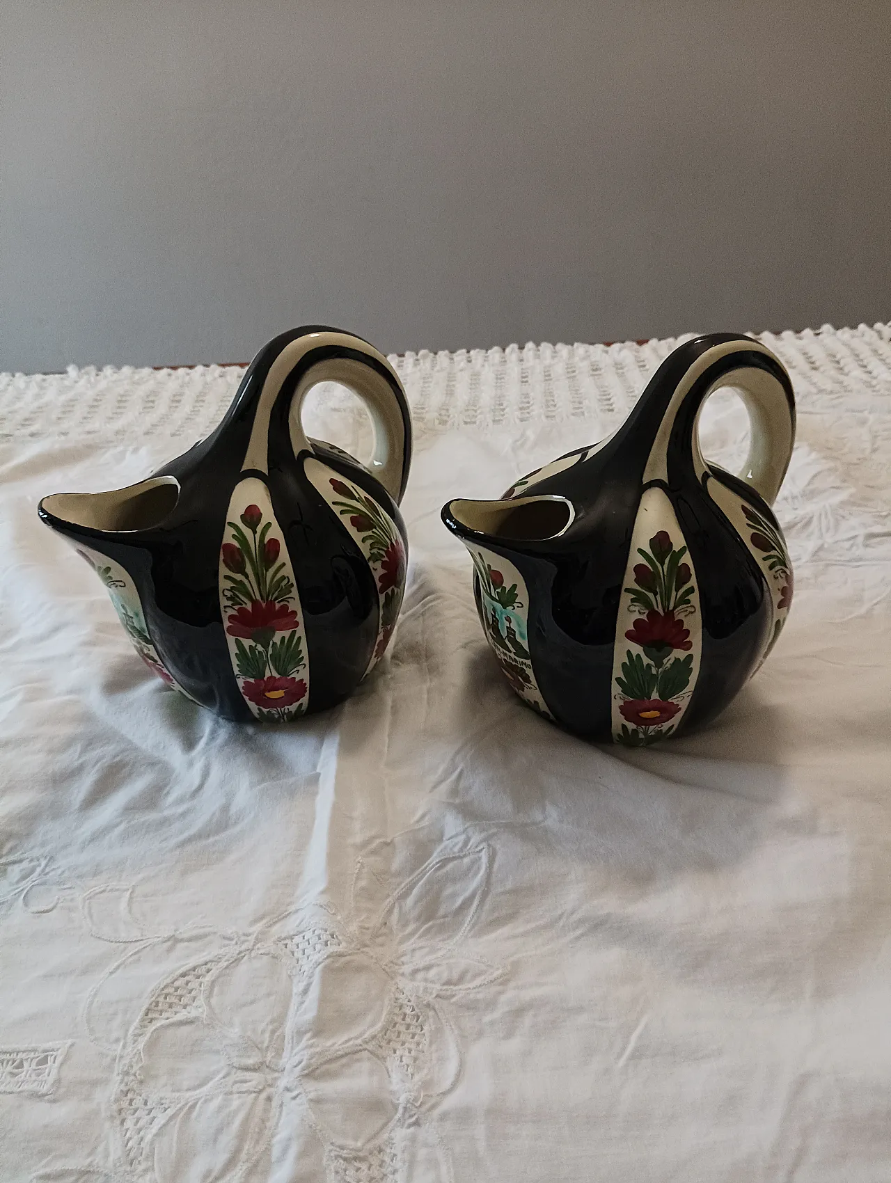 Pair of jugs Titano Repubblica San Marino, 50s 2