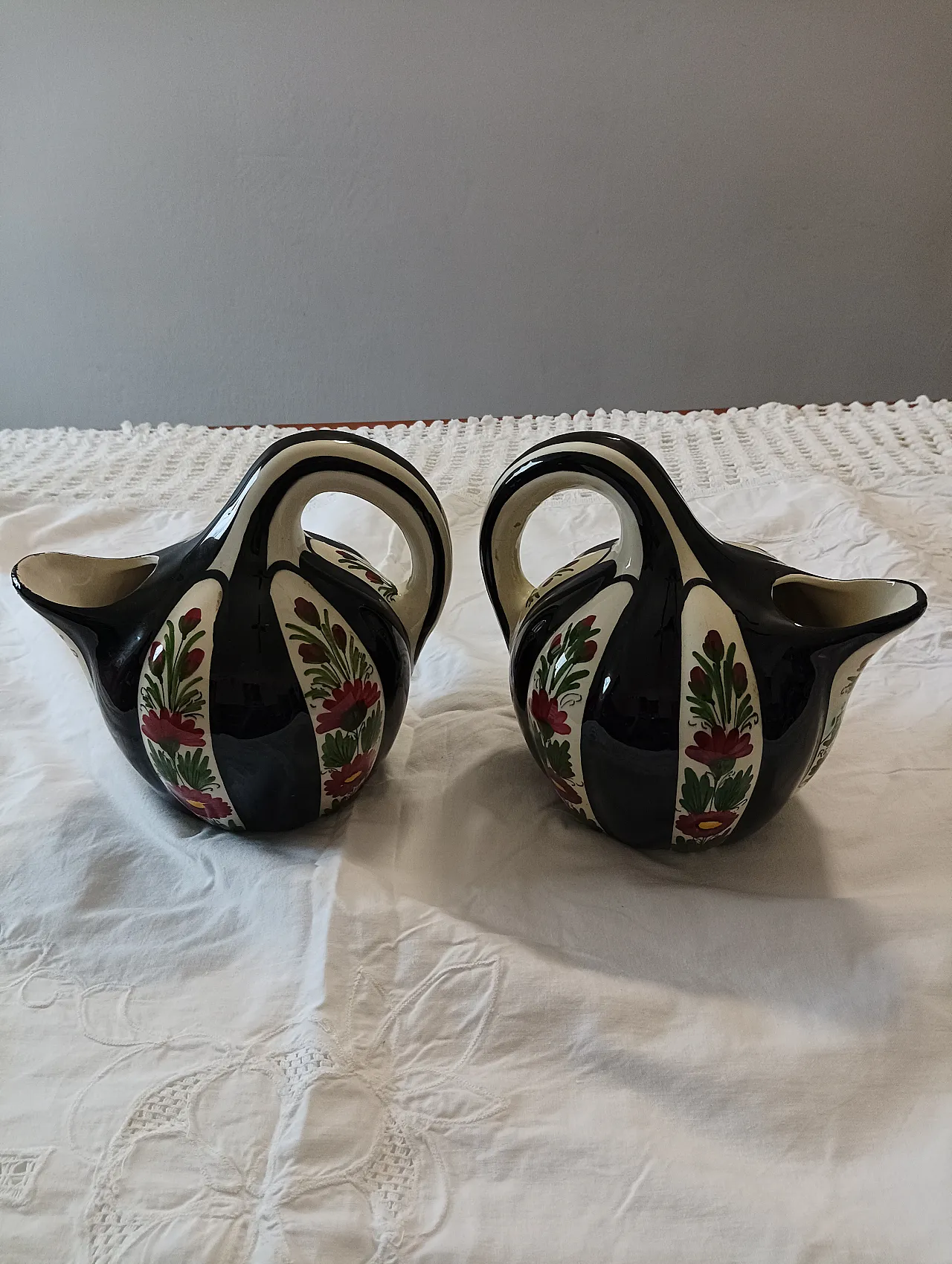 Pair of jugs Titano Repubblica San Marino, 50s 7