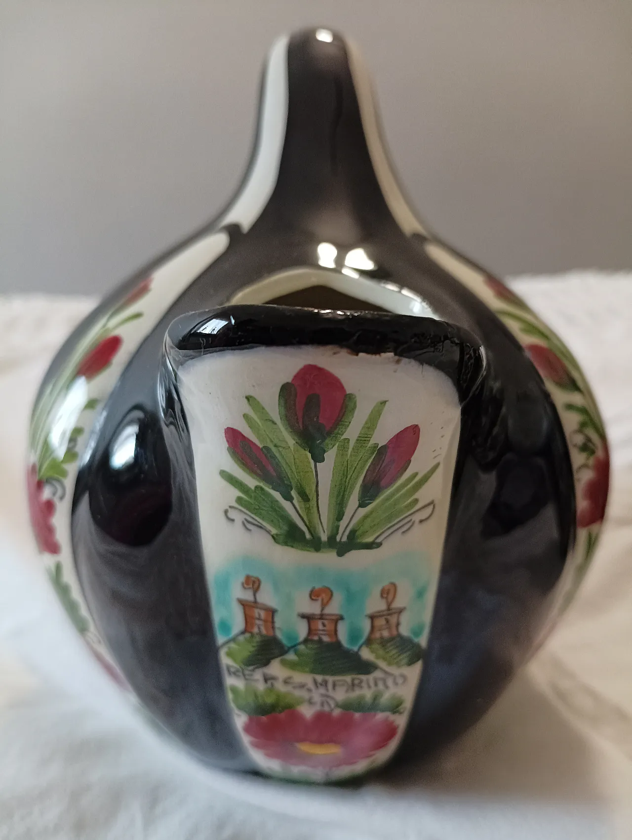 Pair of jugs Titano Repubblica San Marino, 50s 12