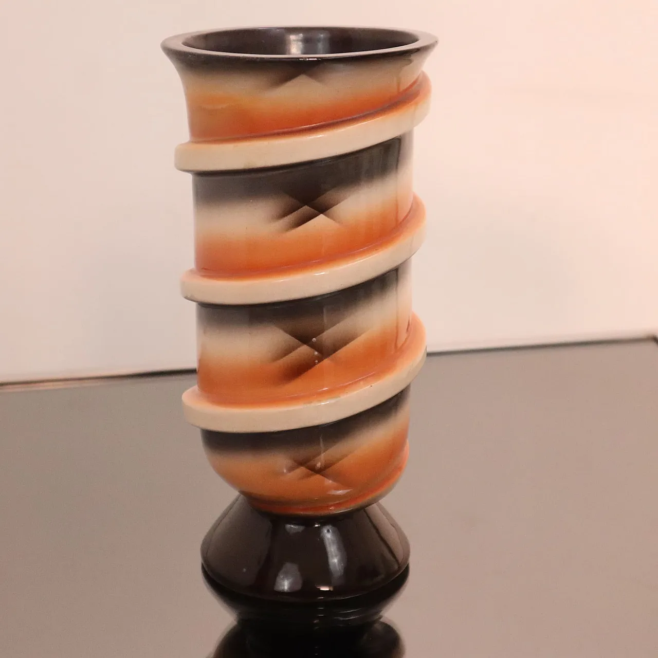 Futurist Art Deco vase, 30s 2