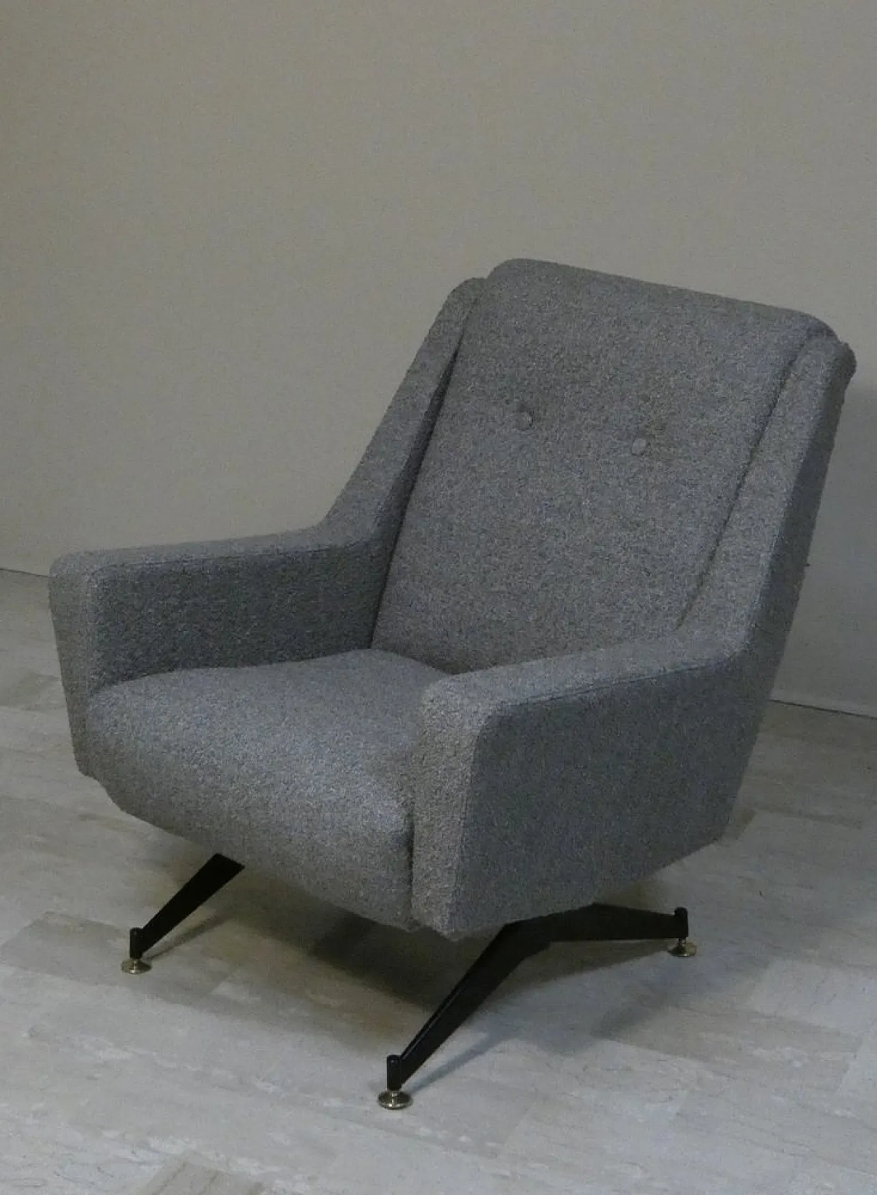 Set of Italian Modern Armchairs in Bouclè Yarn from Officina Di Ricerca, Italy, 1960s, Set of 2 6