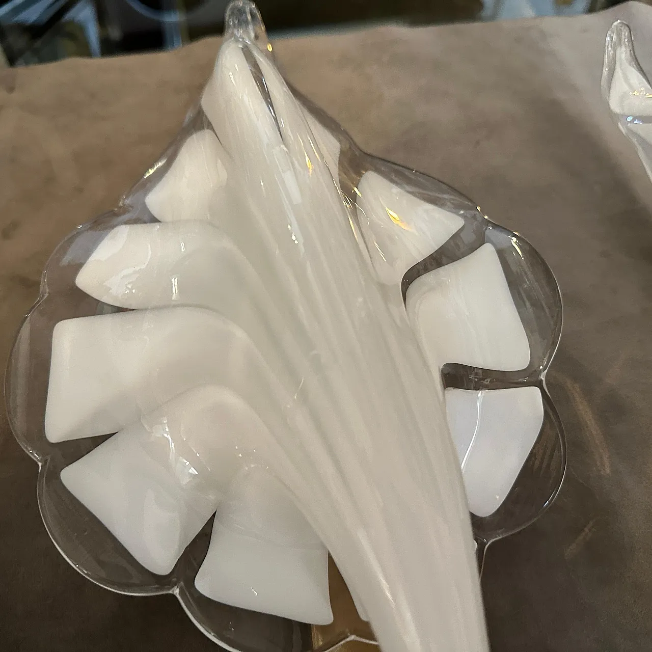 White Murano glass leaf wall sconce by Franco Luce, 1970s 12