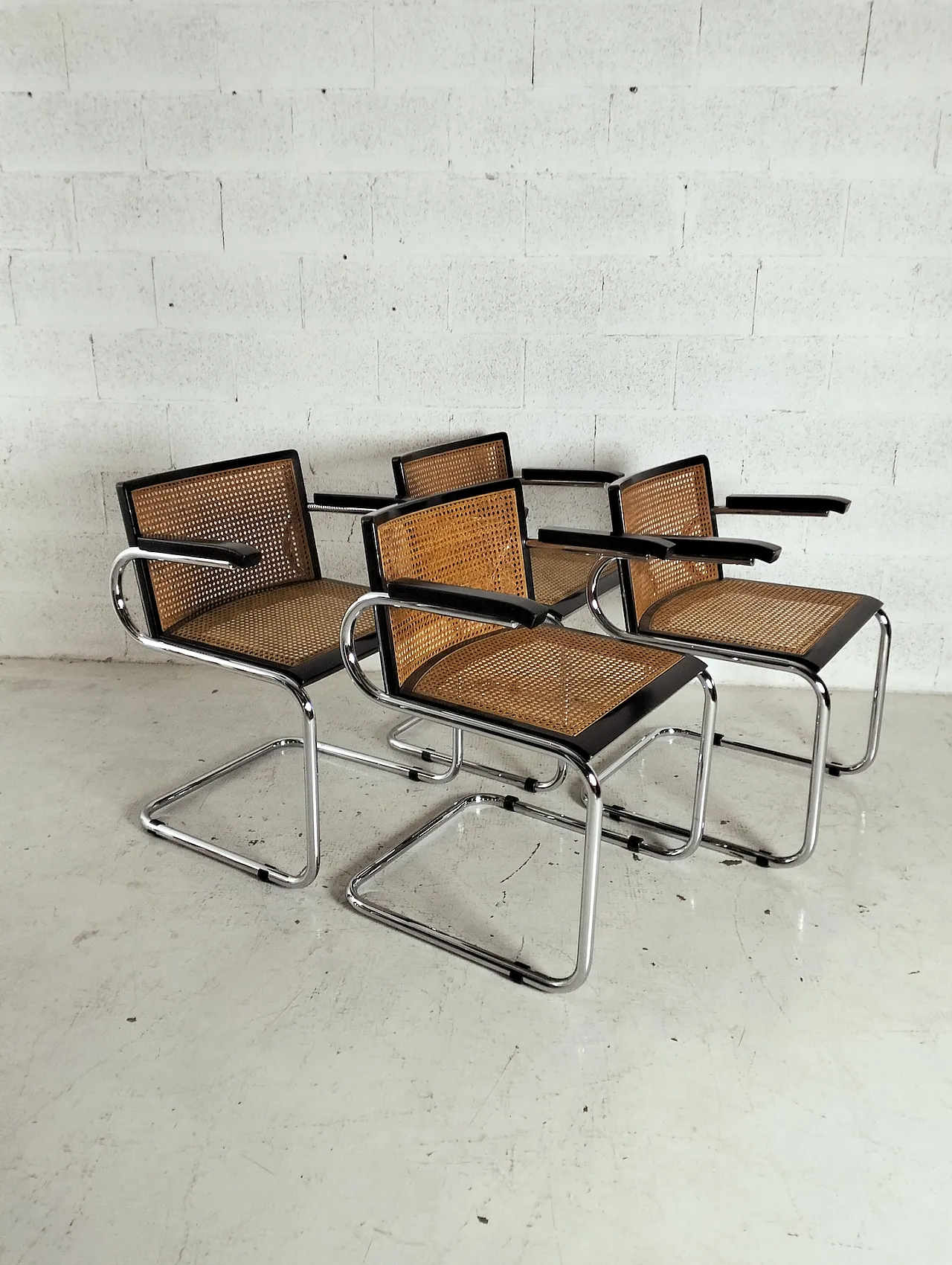 4 chairs in Luigi Saccardo style for Armet, 70s 10