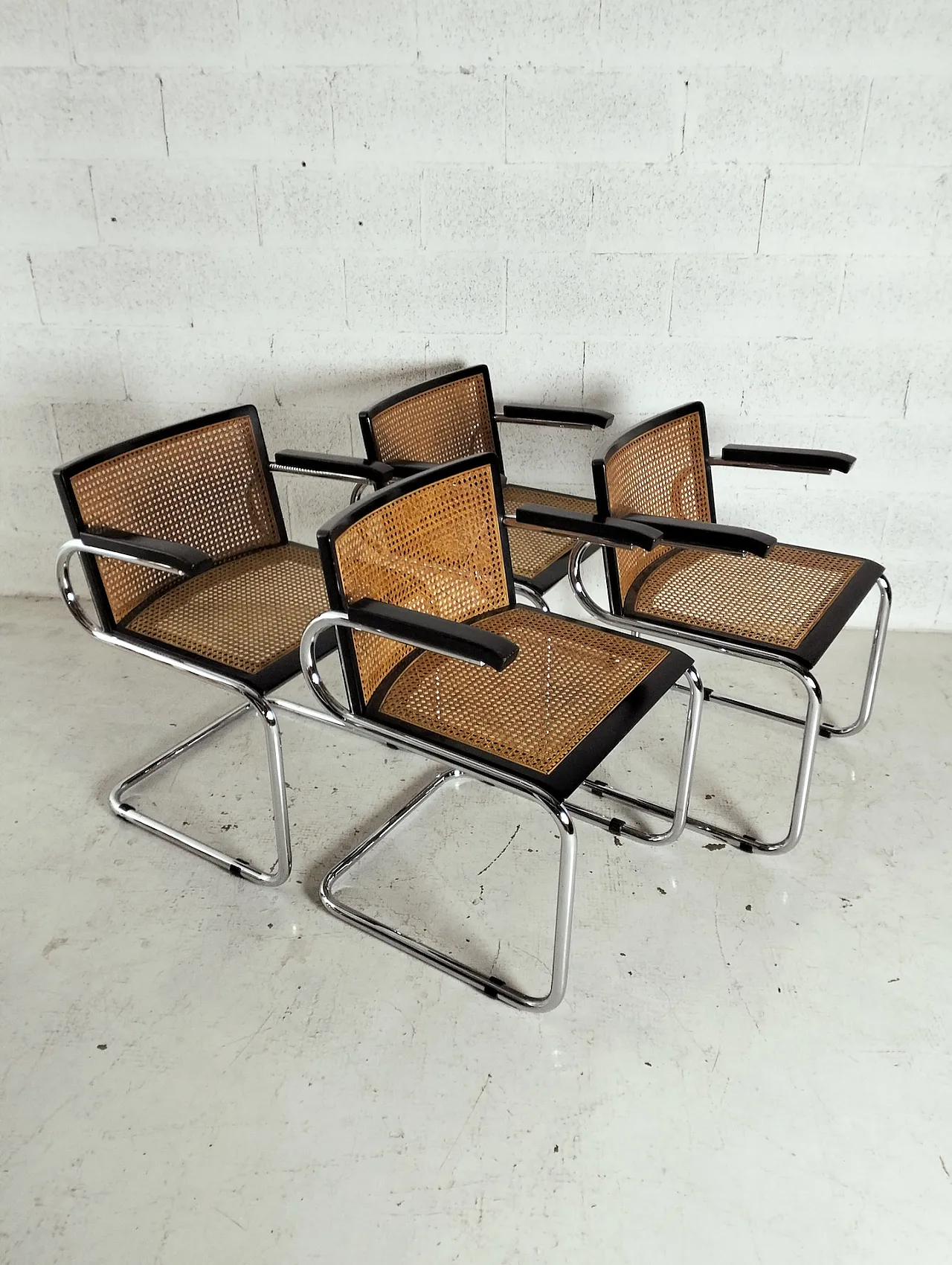 4 chairs in Luigi Saccardo style for Armet, 70s 11