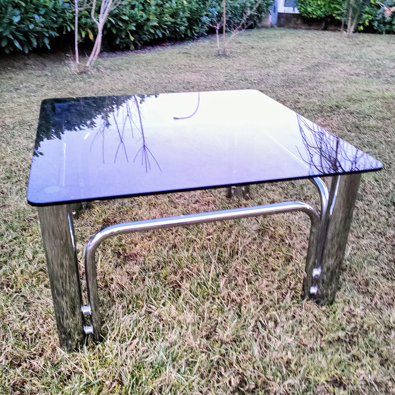 Living room table in smoked glass and steel, 70s 3