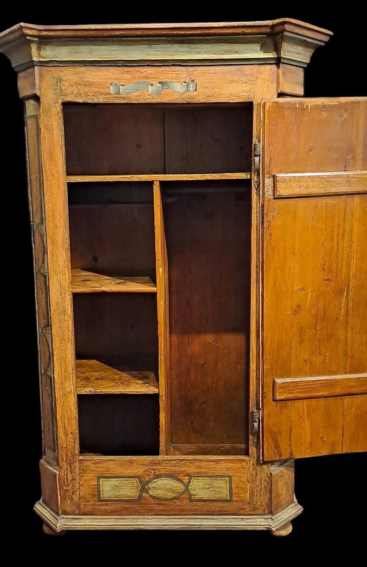 Tyrolese painted wardrobe with one door, 19th century 9