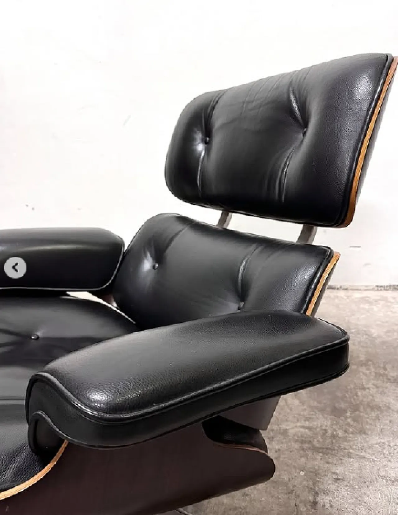 Lounge Chair & Ottoman by C. and R. Eames for Herman Miller, 1970s 8