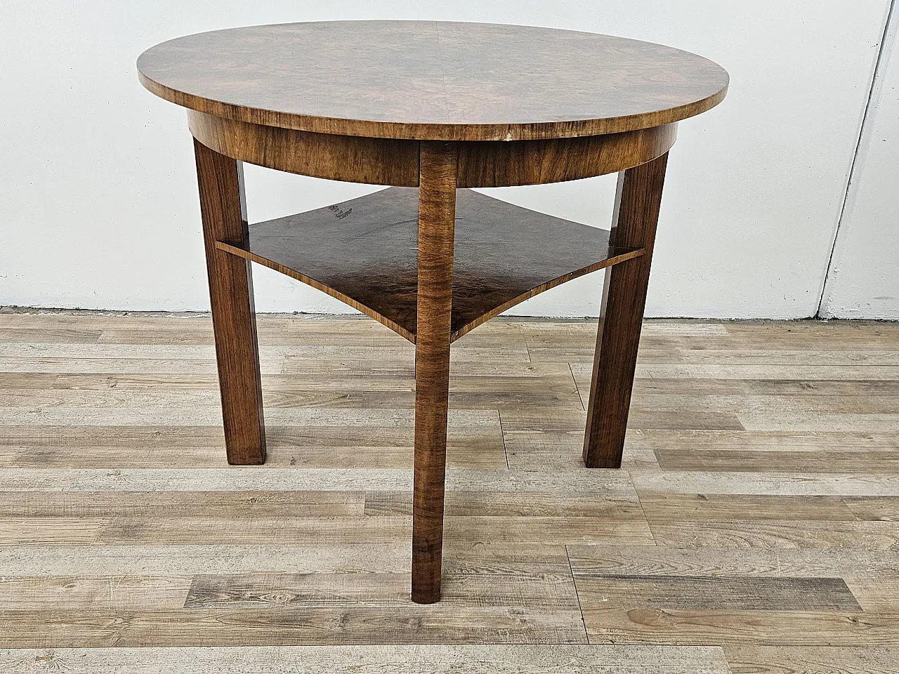 Rotondo art table Decò in walnut, 40s 2