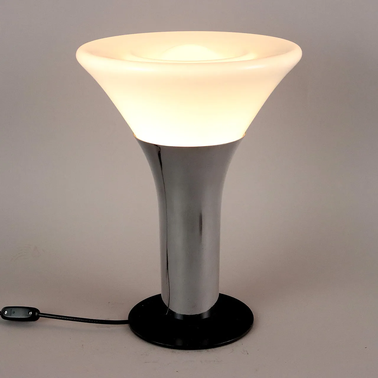 Cone table lamp in aluminium metal, 1970s 1