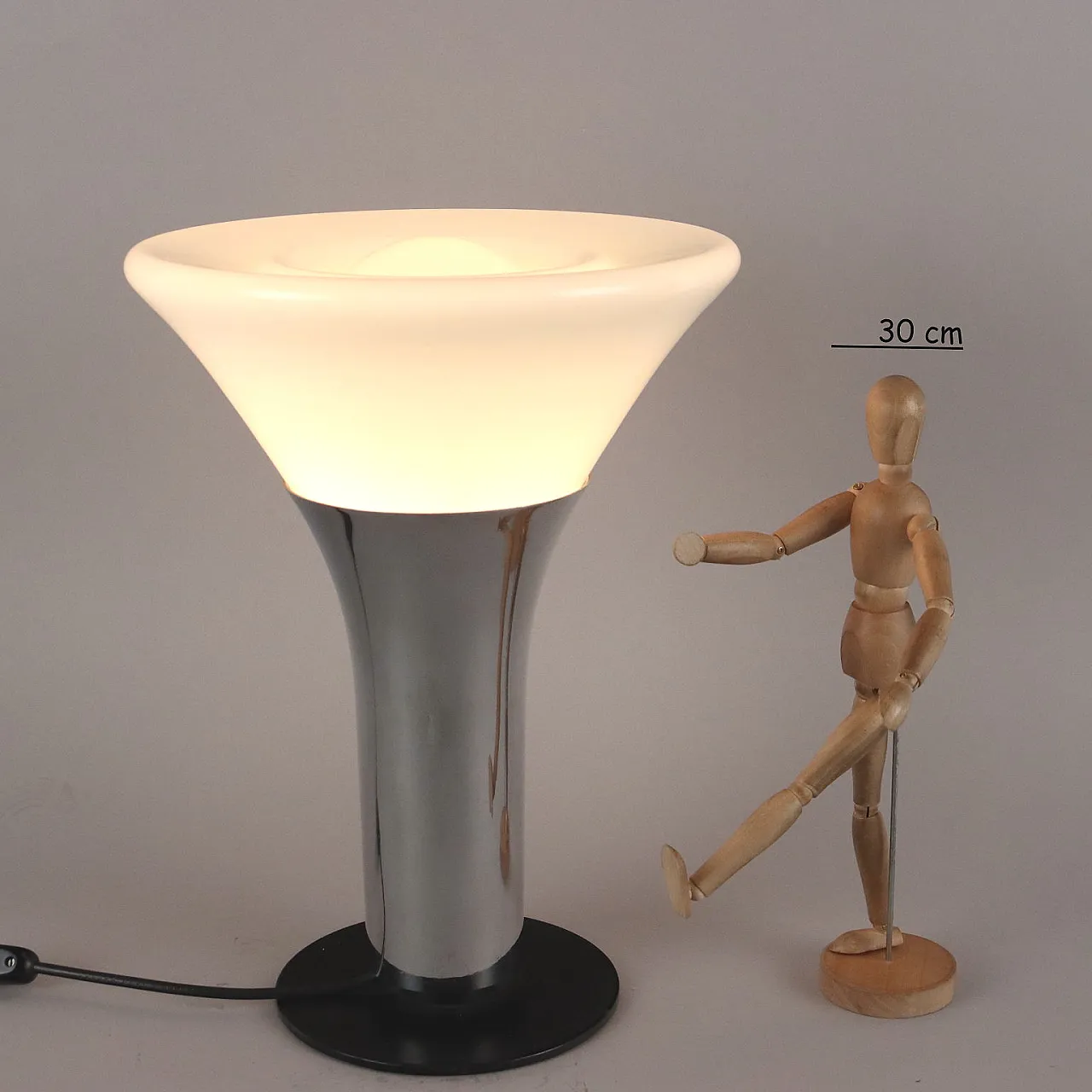 Cone table lamp in aluminium metal, 1970s 2