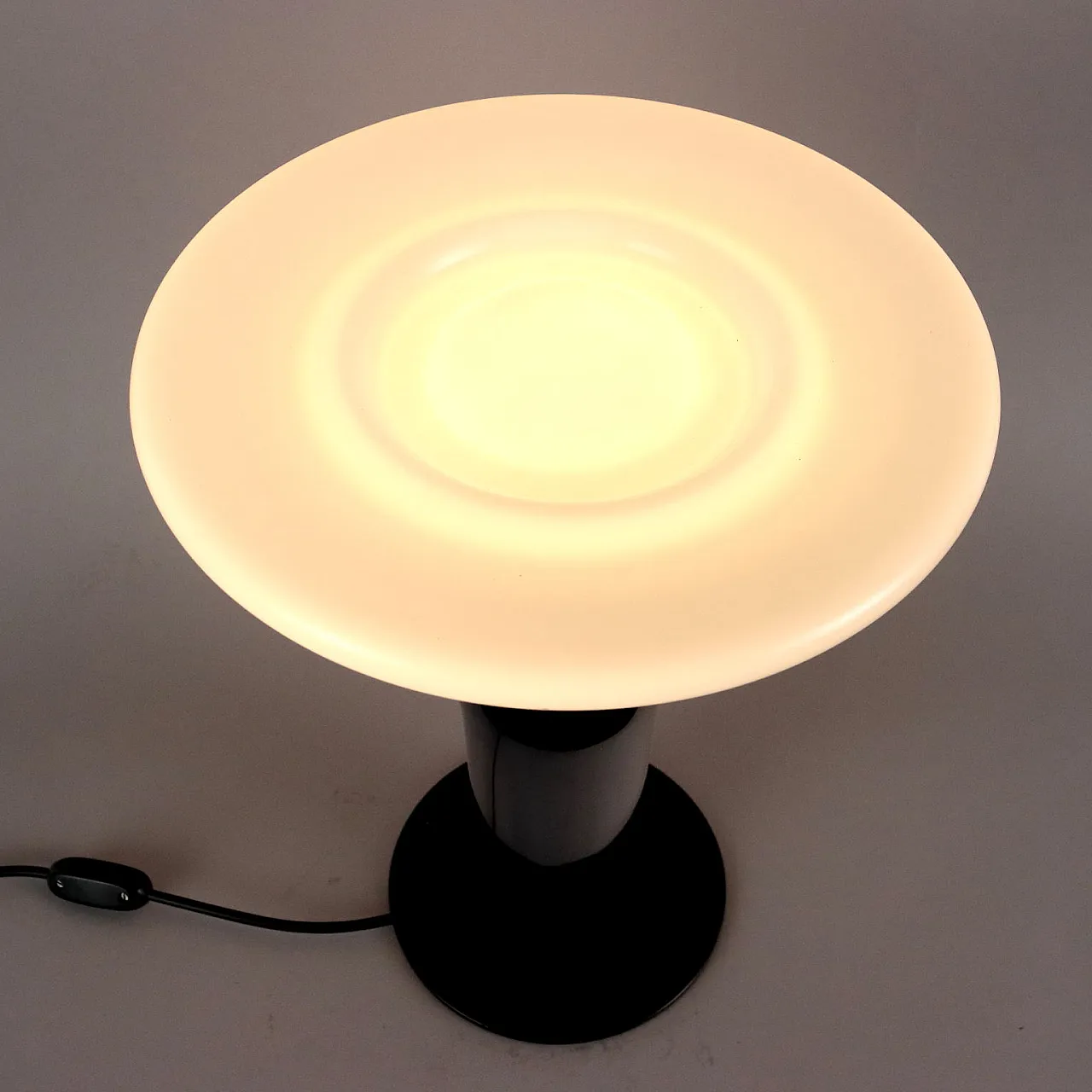 Cone table lamp in aluminium metal, 1970s 3