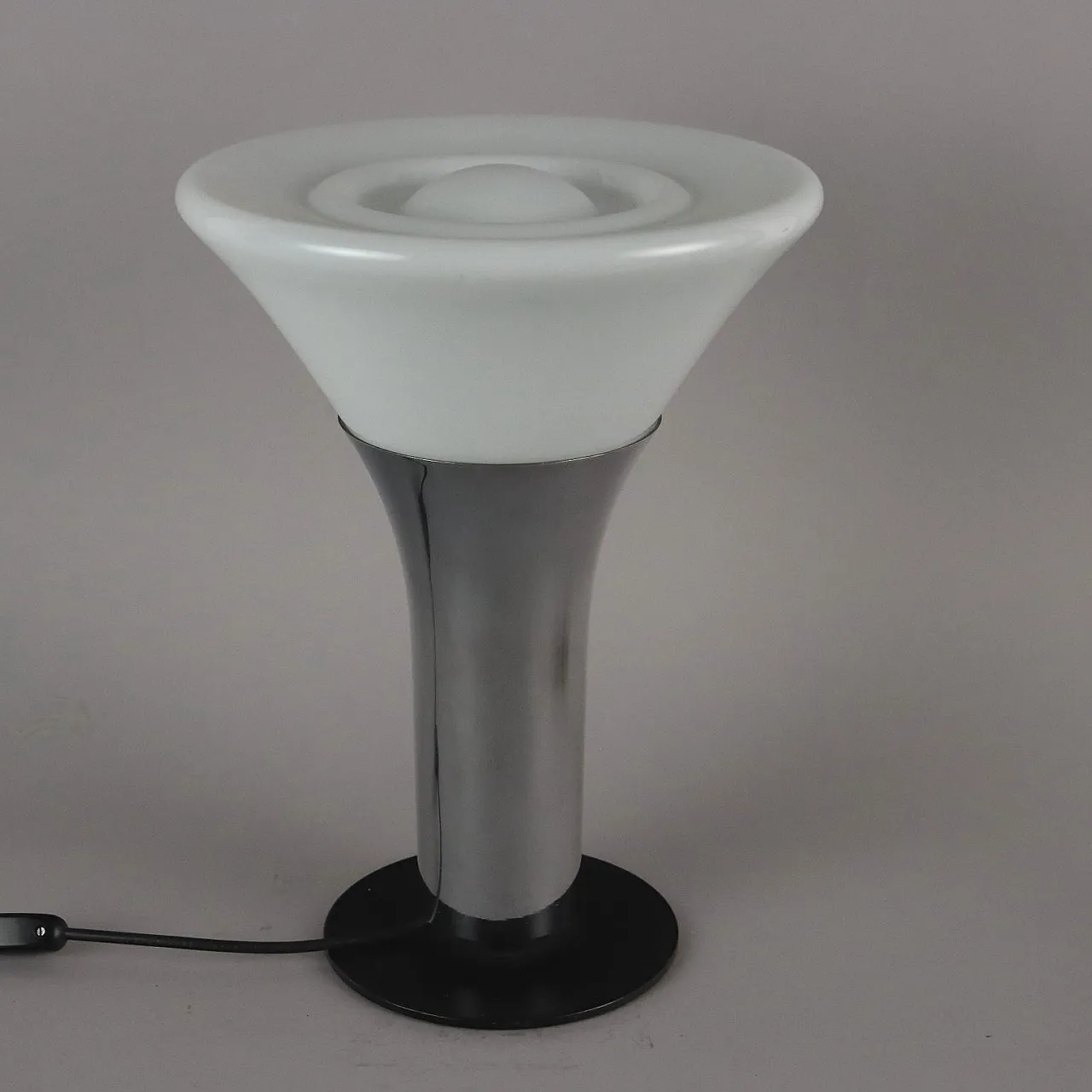 Cone table lamp in aluminium metal, 1970s 5