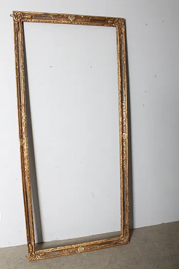 Frame golden and painted with carvings, 1750