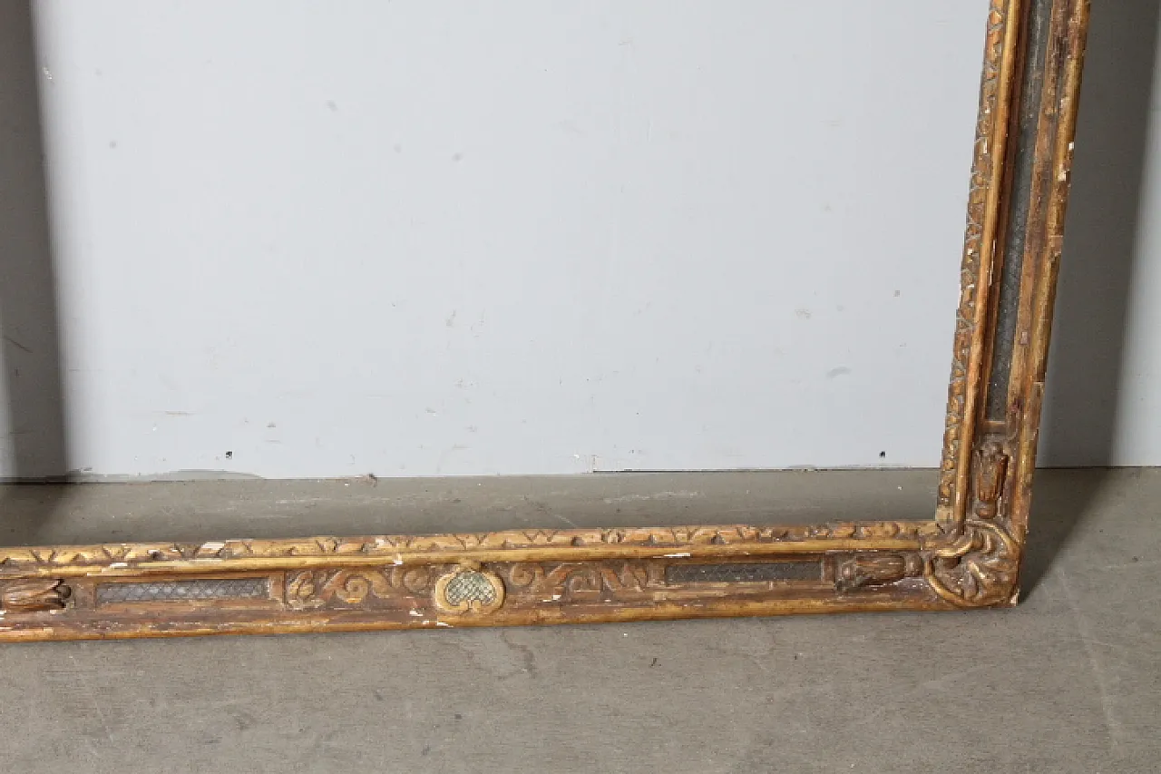 Frame golden and painted with carvings, 1750 5