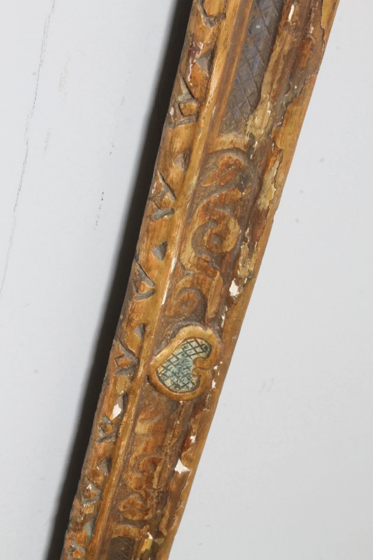 Frame golden and painted with carvings, 1750 13