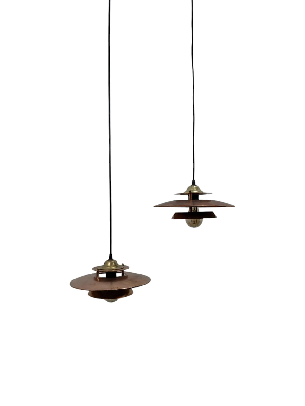 Pair of suspension lamps in copper 70s 1