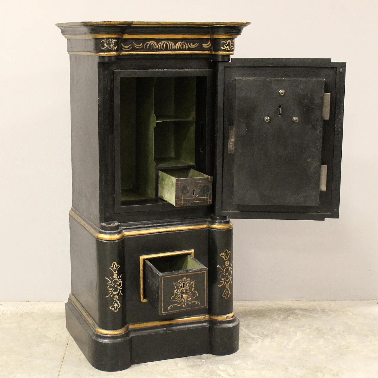 Safe forziere, 19th century 5