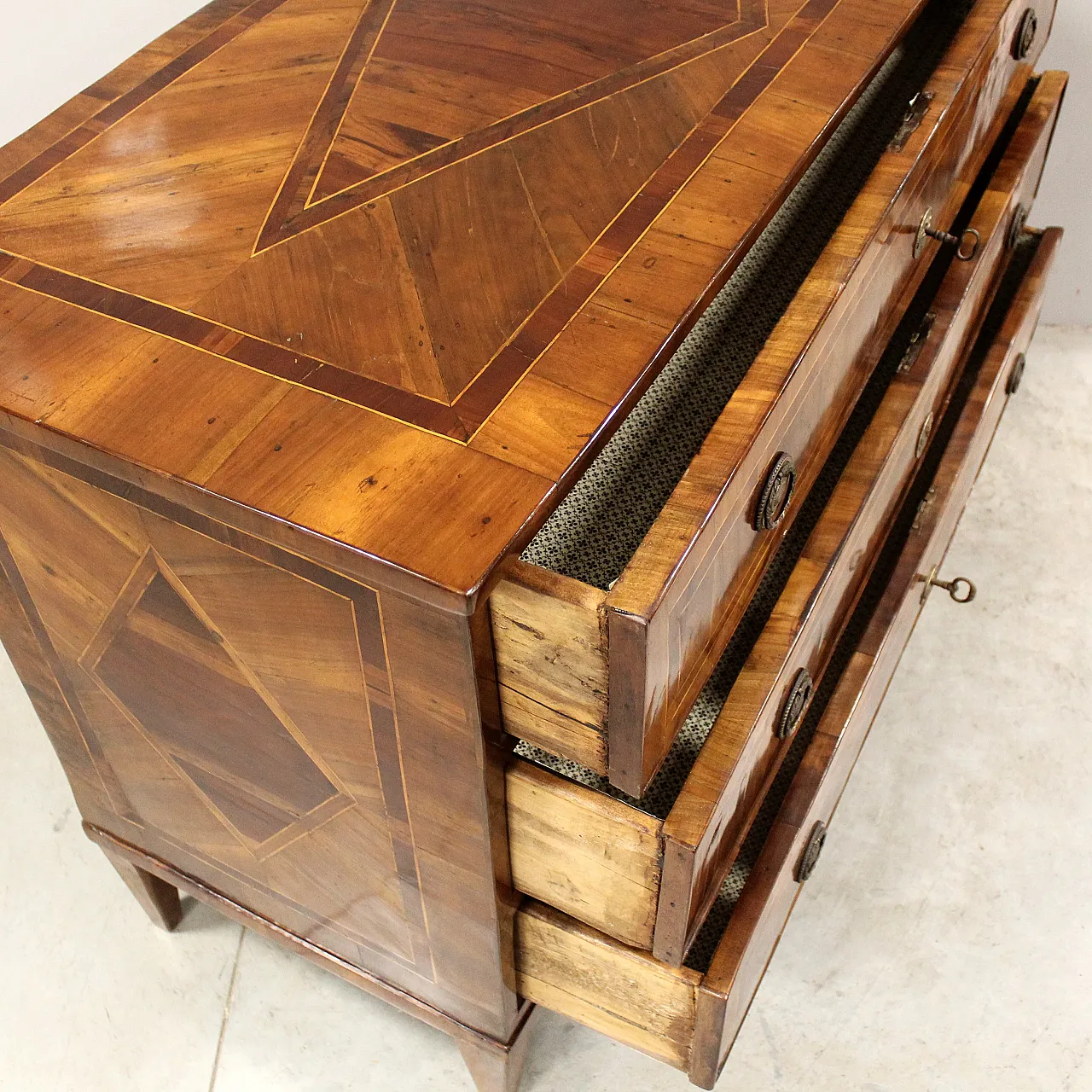 Desclottone dresser Louis XVI in inlaid, 18th century 11